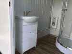 Container Sanitaire WC & Douche avec Réservoir d’Eau