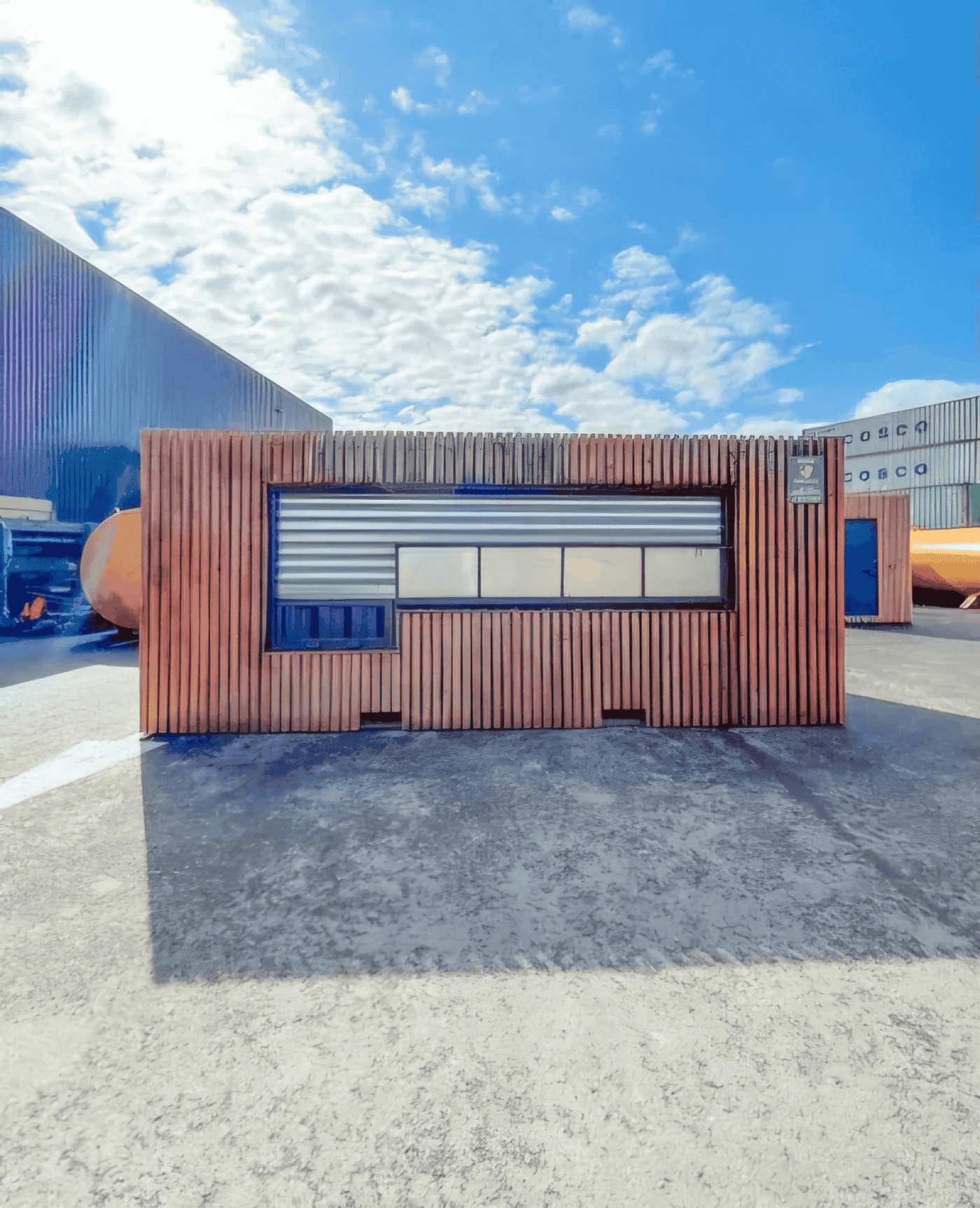 Conteneur Cafétéria 20 Pieds Aménagé – Snack Bar Modulable 2 Conteneur Cafétéria 20 Pieds Aménagé – Snack Bar Modulable