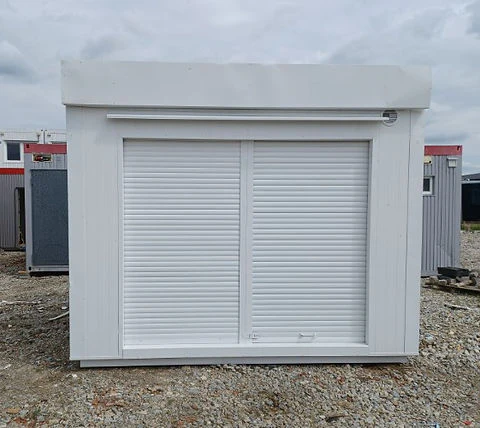 Conteneur Commercial à Rideaux Roulants Doubles 5 Conteneur Commercial à Rideaux Roulants Doubles