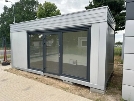 Conteneur de bureau modulaire 17,4 m²