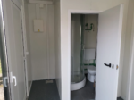 Module Bureau Aménagé 15 m² avec Sanitaires et Bardage Bois
