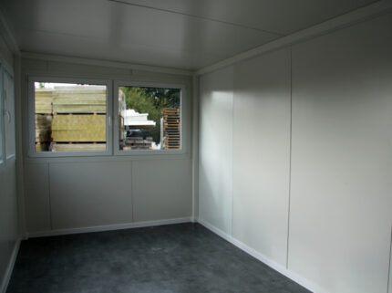 Pavillon Commercial Modulaire 18 m² avec Façade Imitation Pierre