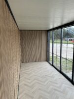 Bureau de Jardin 20 Pieds avec Façade Vitrée & Finition Bois