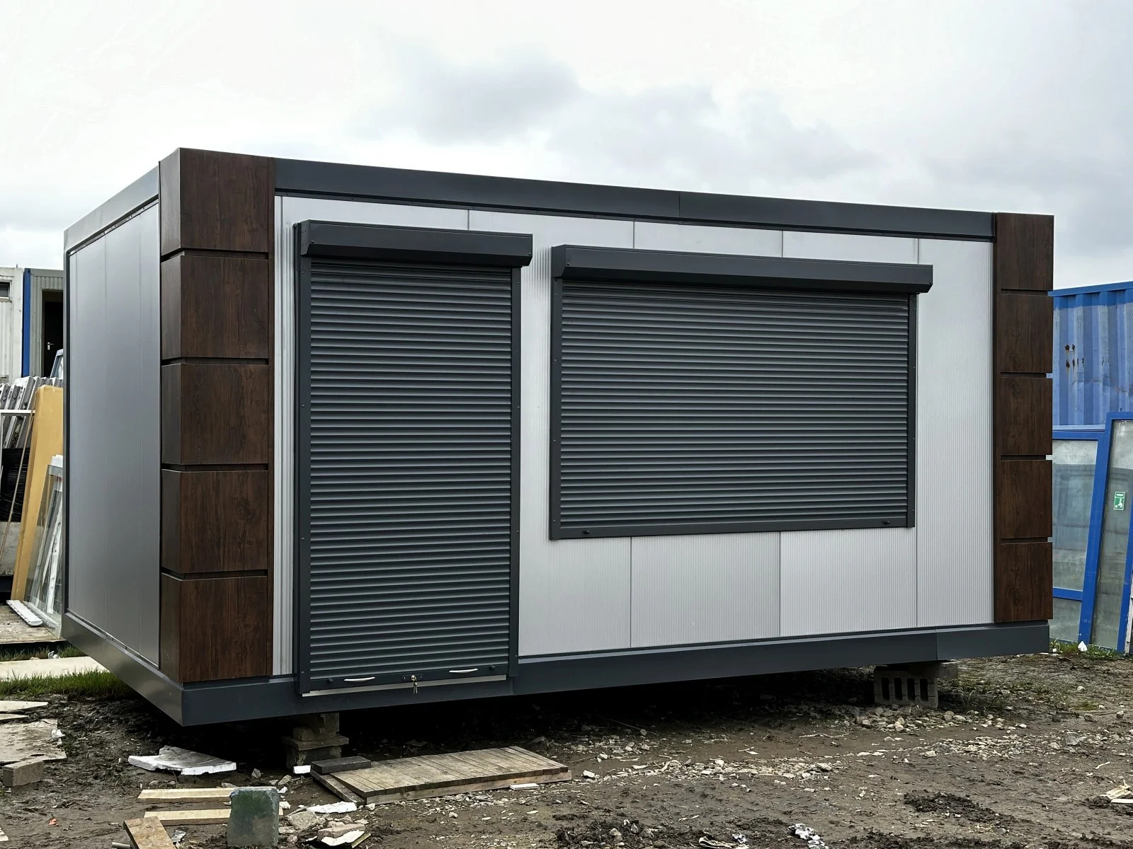 Pavillon Commercial Modulaire Premium 17,5 m² – 5 × 3,5 m Pavillon Commercial Modulaire Premium 17,5 m² – 5 × 3,5 m